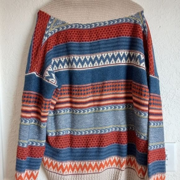 XTAREN SOUTHWESTERN/AZTEC SWEATER - Picture 5 of 6